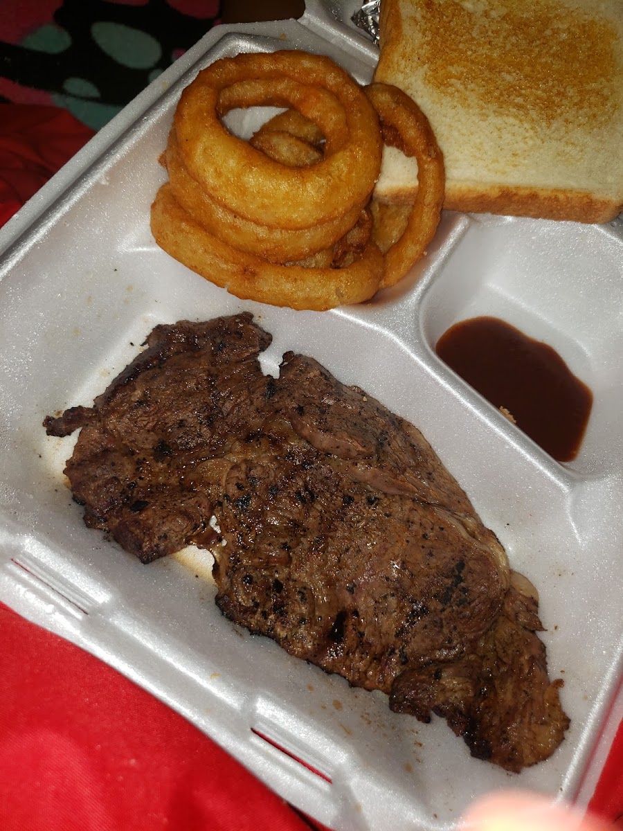 Crossroad's Steak & Grill Photo 7