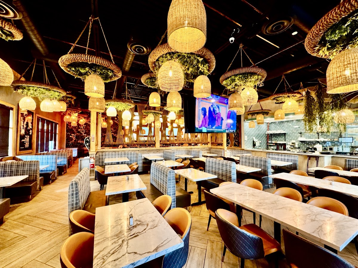 Hacienda Bar & Grill Photo 3