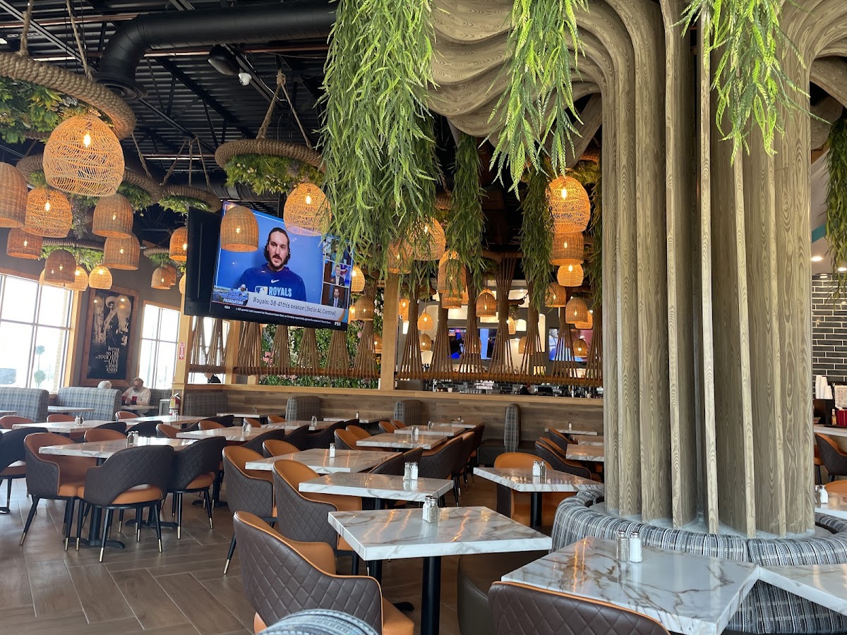 Hacienda Bar & Grill Photo 7
