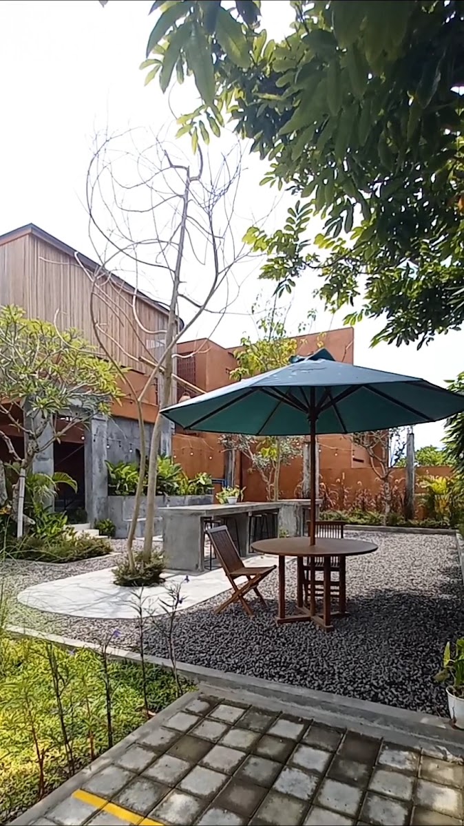 Arana Cafe Photo 2
