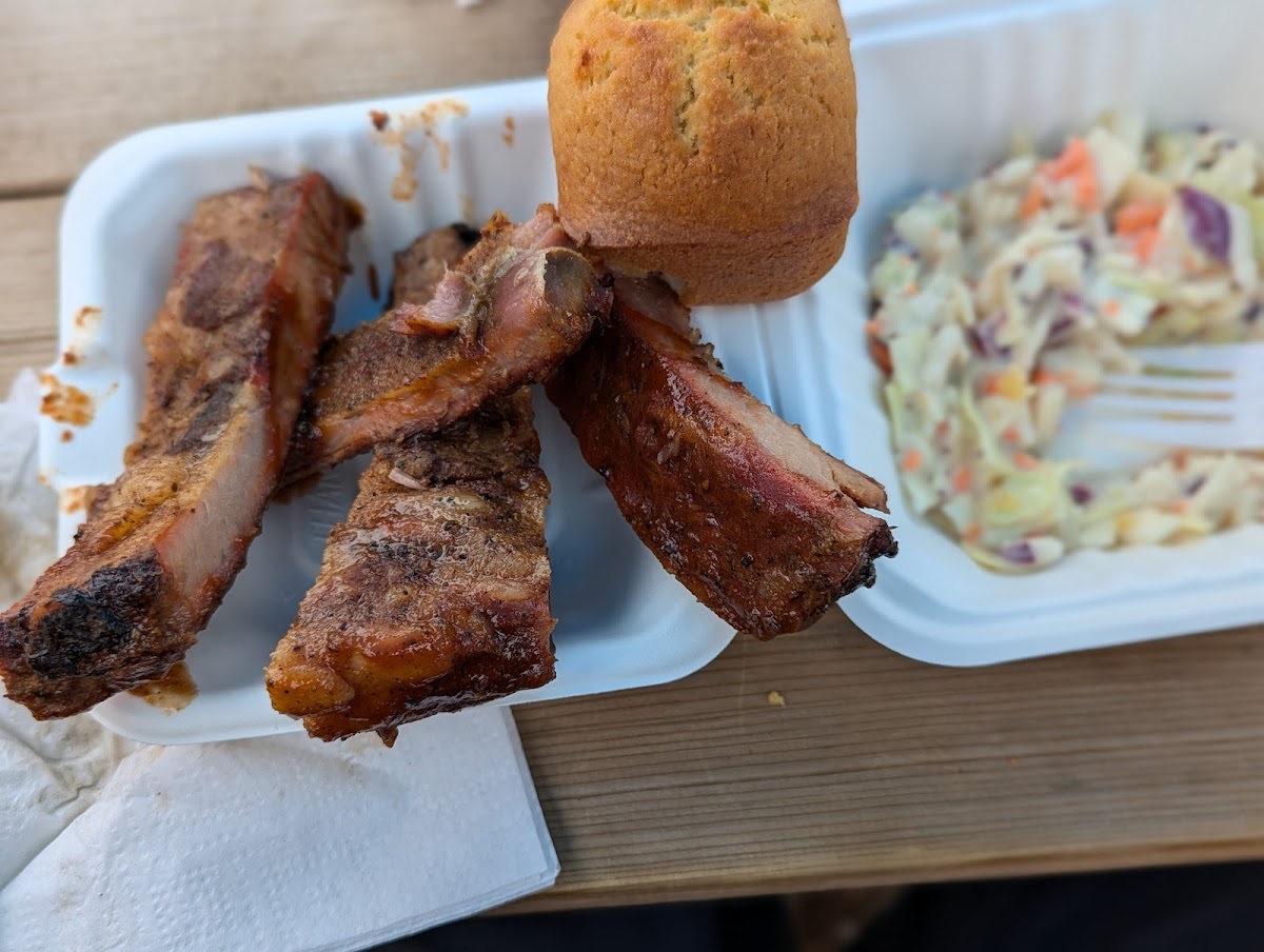 Codemans Fries & Things & BBQ & Catering Photo 6