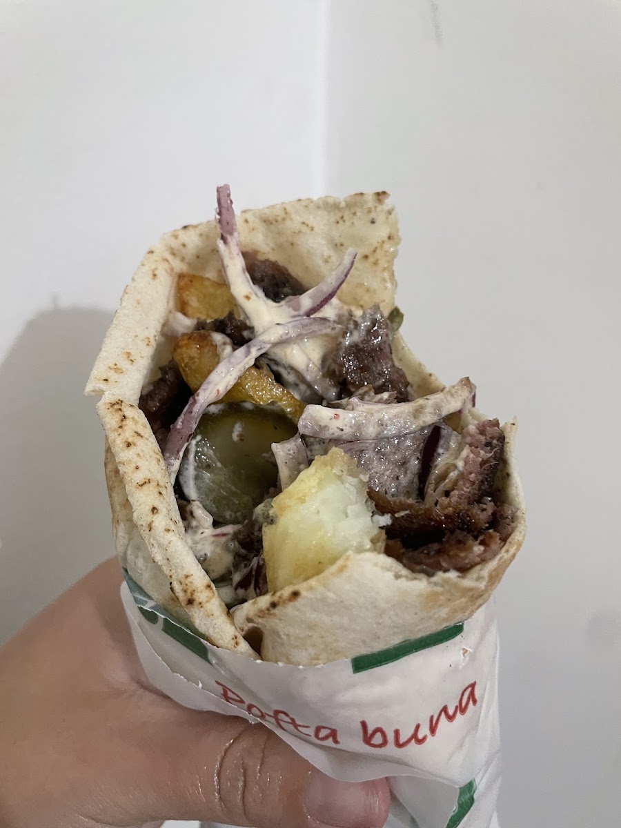 Fast Food “La Mariusică” Photo 9