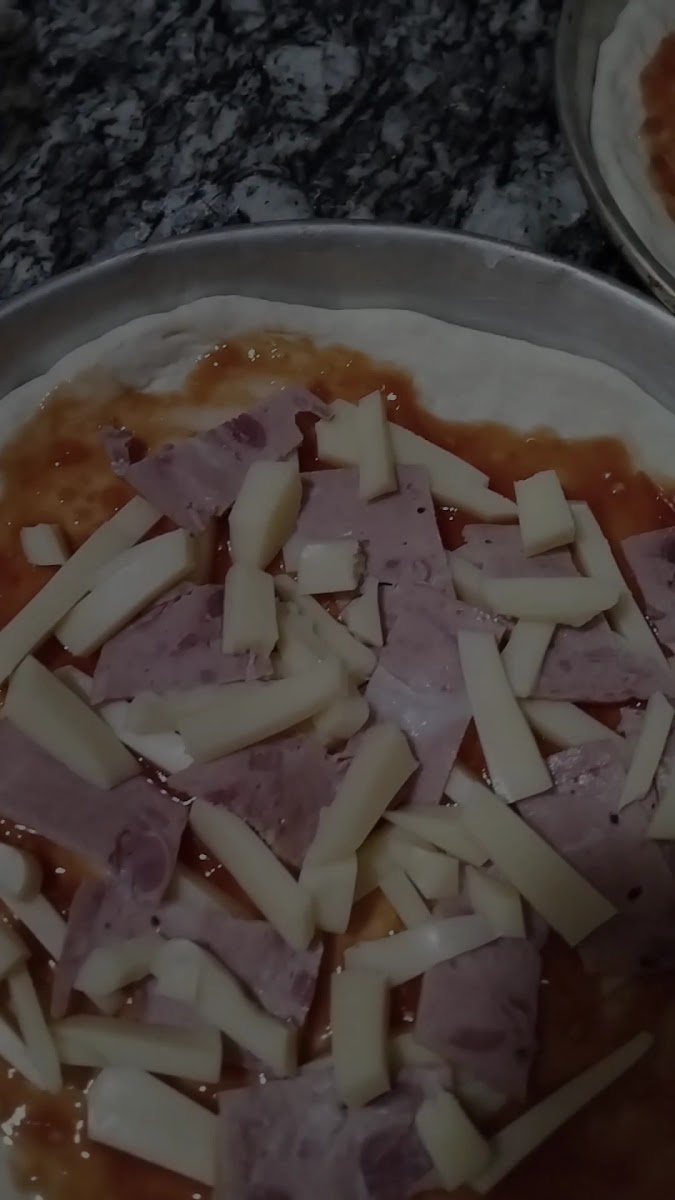 Rey's Pizza Photo 2