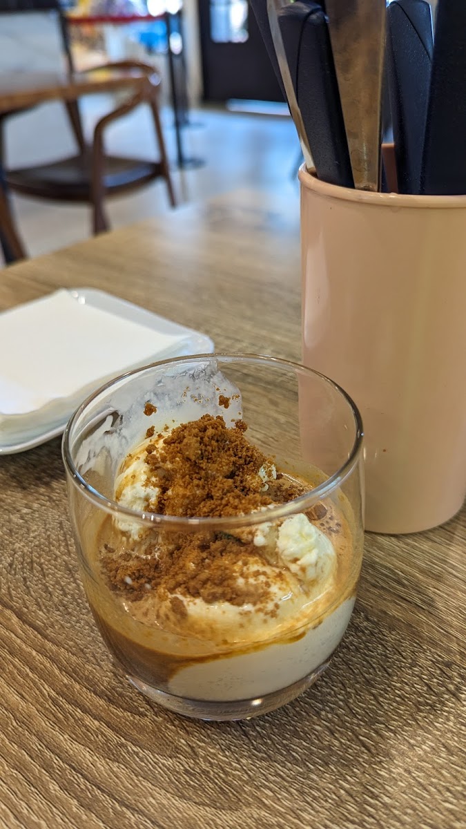 deLuna coffee & eatery Photo 6