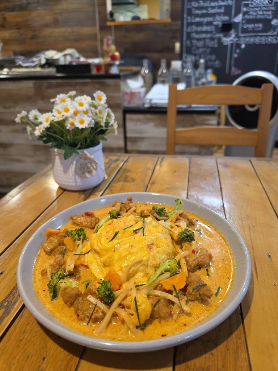 Kin Thai on Waymouth Photo 4