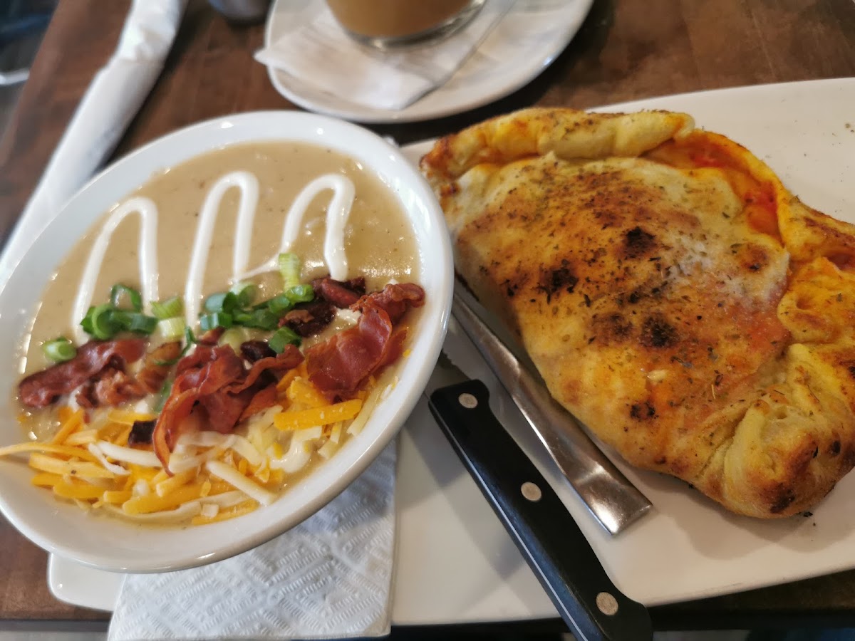 Chino's Bistro Photo 9