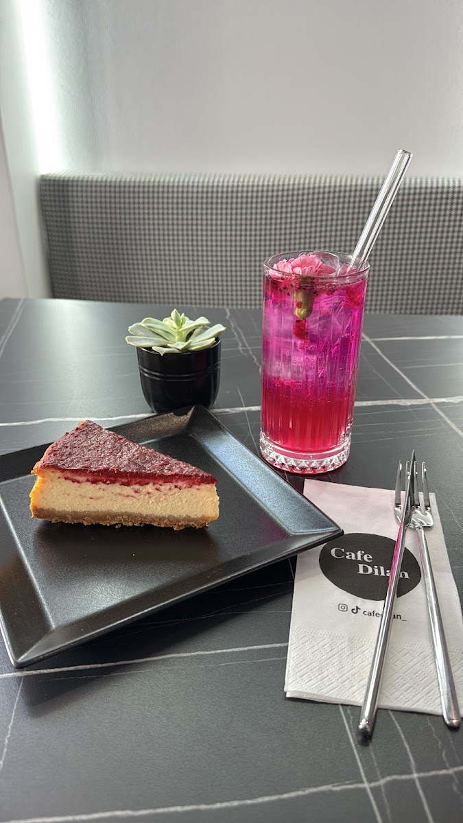 Café Dilan Photo 3