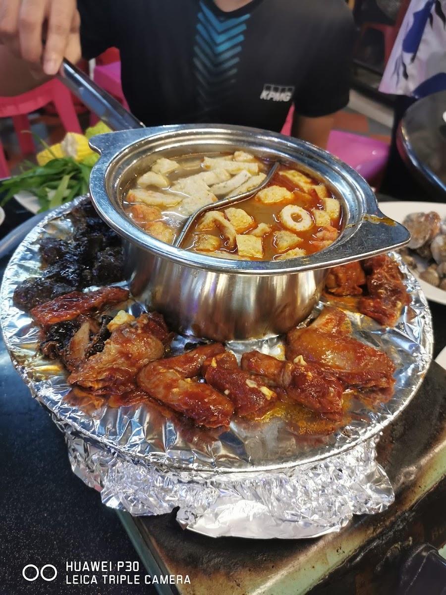 Farhana Steamboat Corner Photo 7