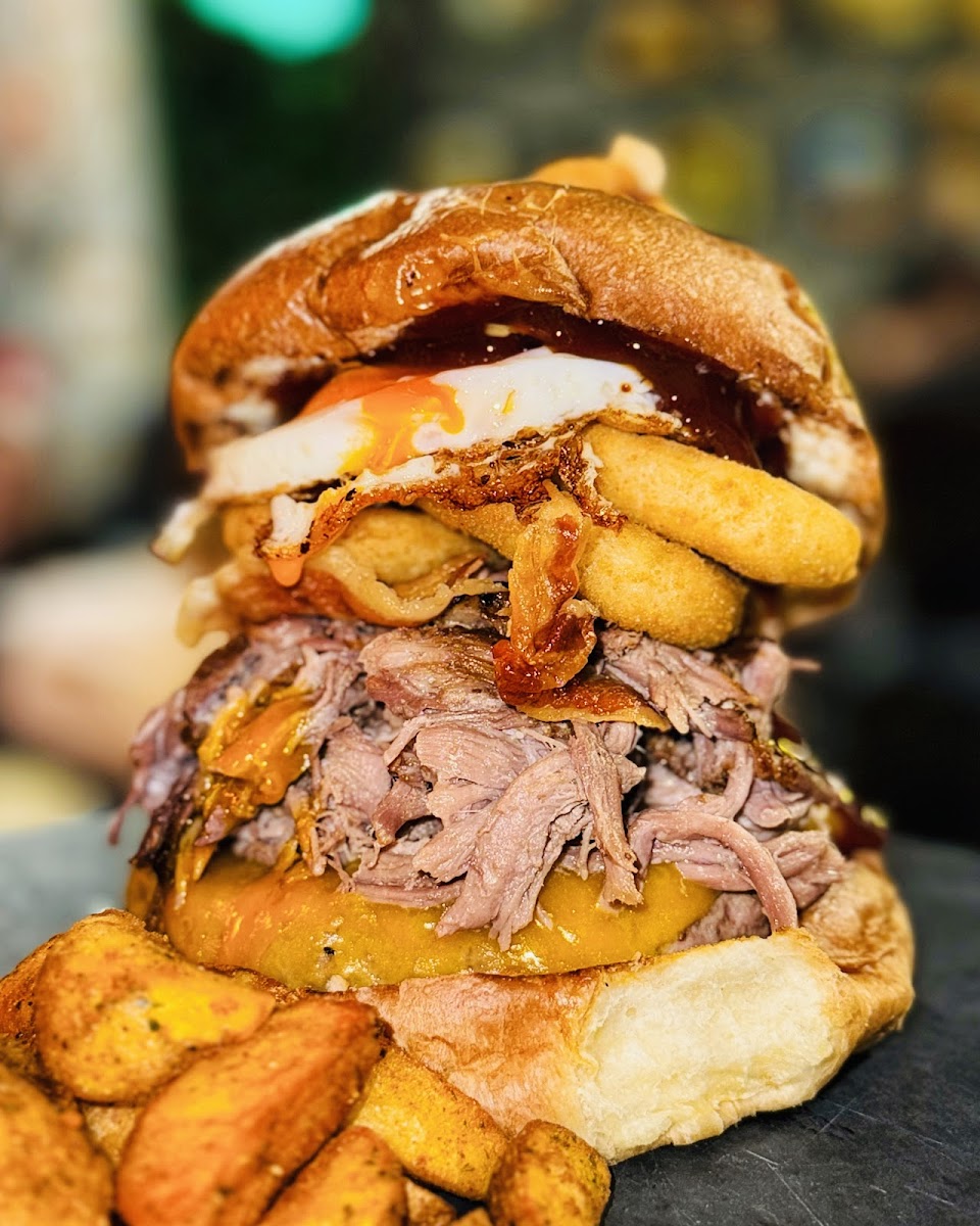 Godi Burger (America’n Burger’ ) Photo 4