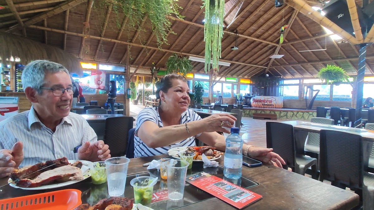 ASADERO Y EVENTOS GUAIMARAL FUNZA CAMPESTRE Photo 2