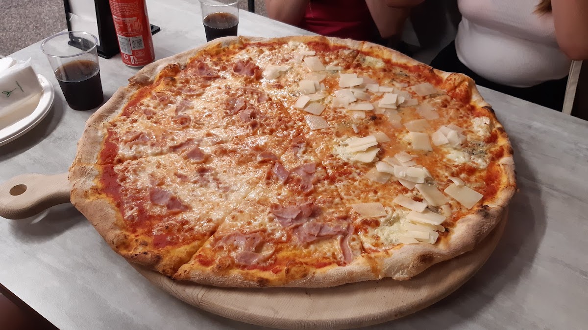 -KING PIZZA- Photo 6