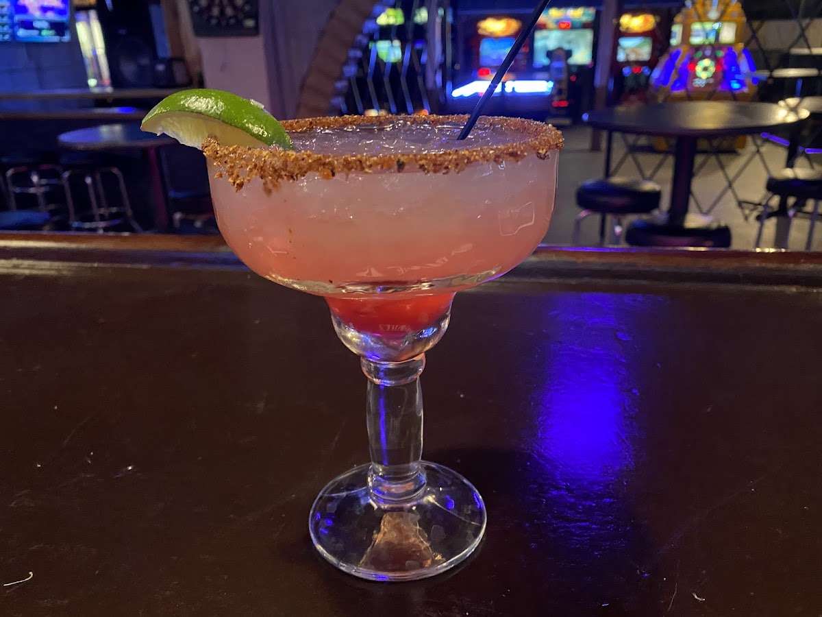EL GROTTO Bar & Eatery Photo 7