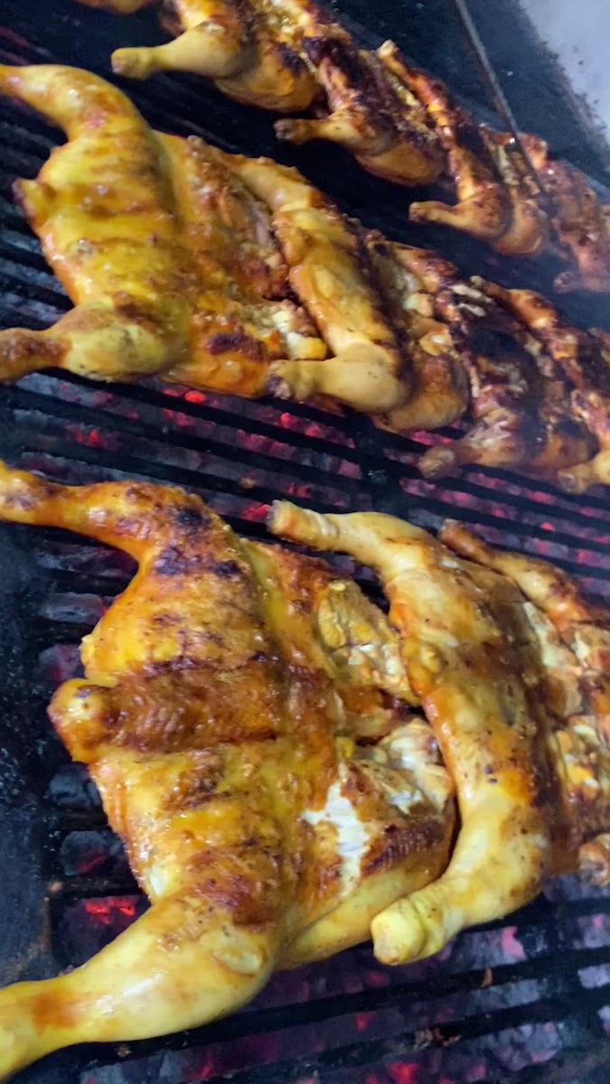 El Muy Pollo Photo 3