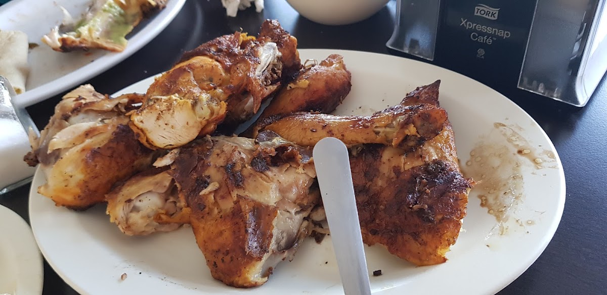 El Muy Pollo Photo 8