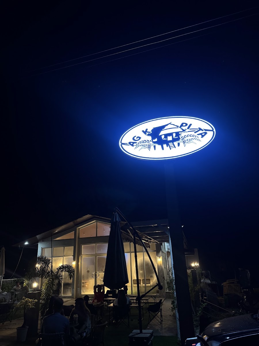 Agkapita coffee shop Photo 4