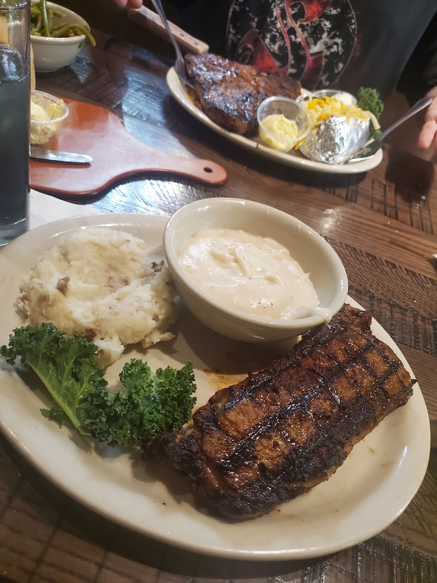 Callahan's Steak House Photo 6