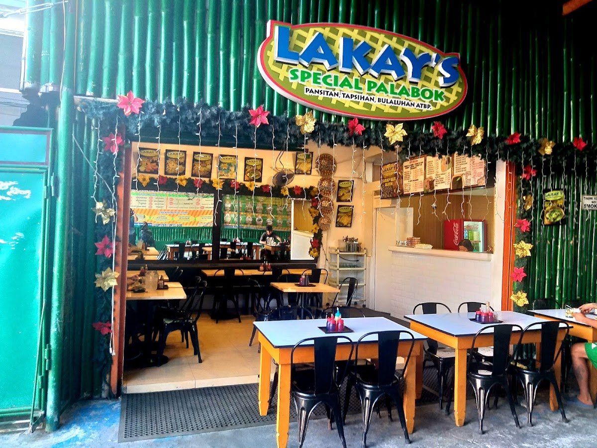 Lakay's Special Palabok
