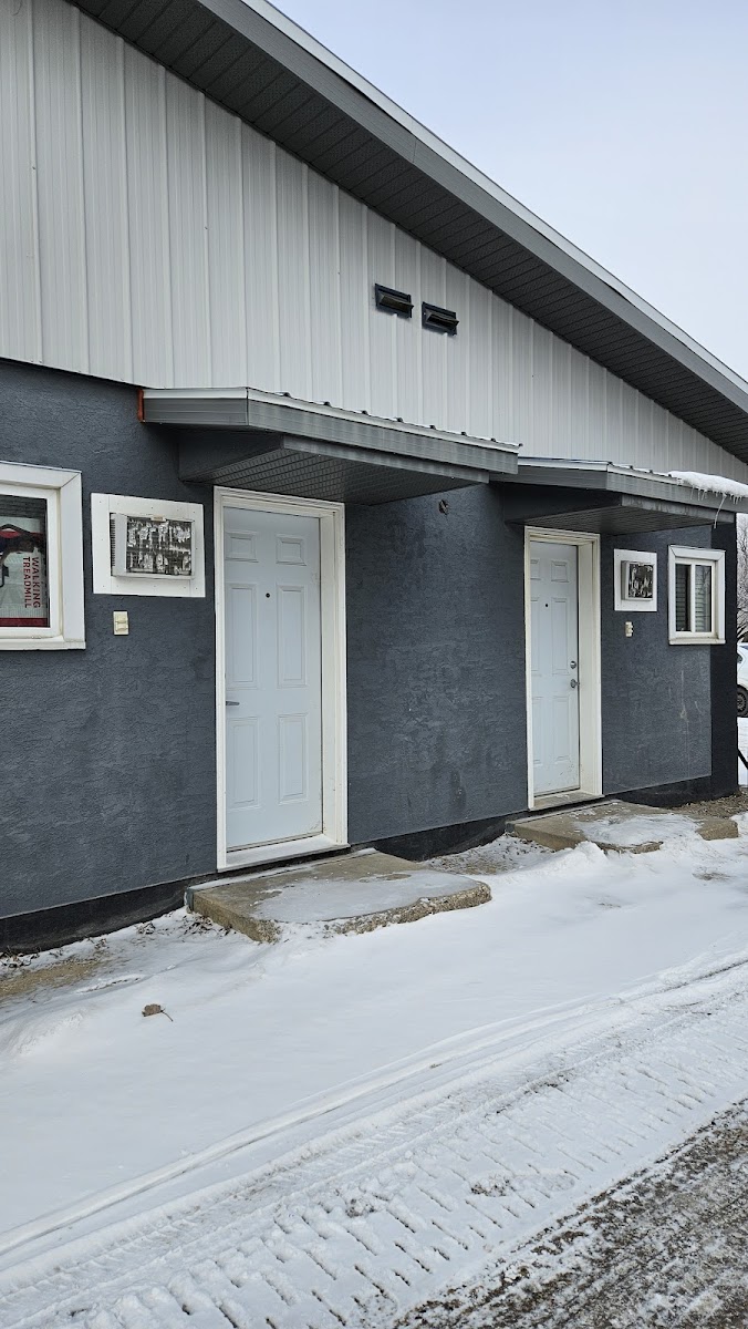 St. Malo Motor Bar & Grill Photo 4