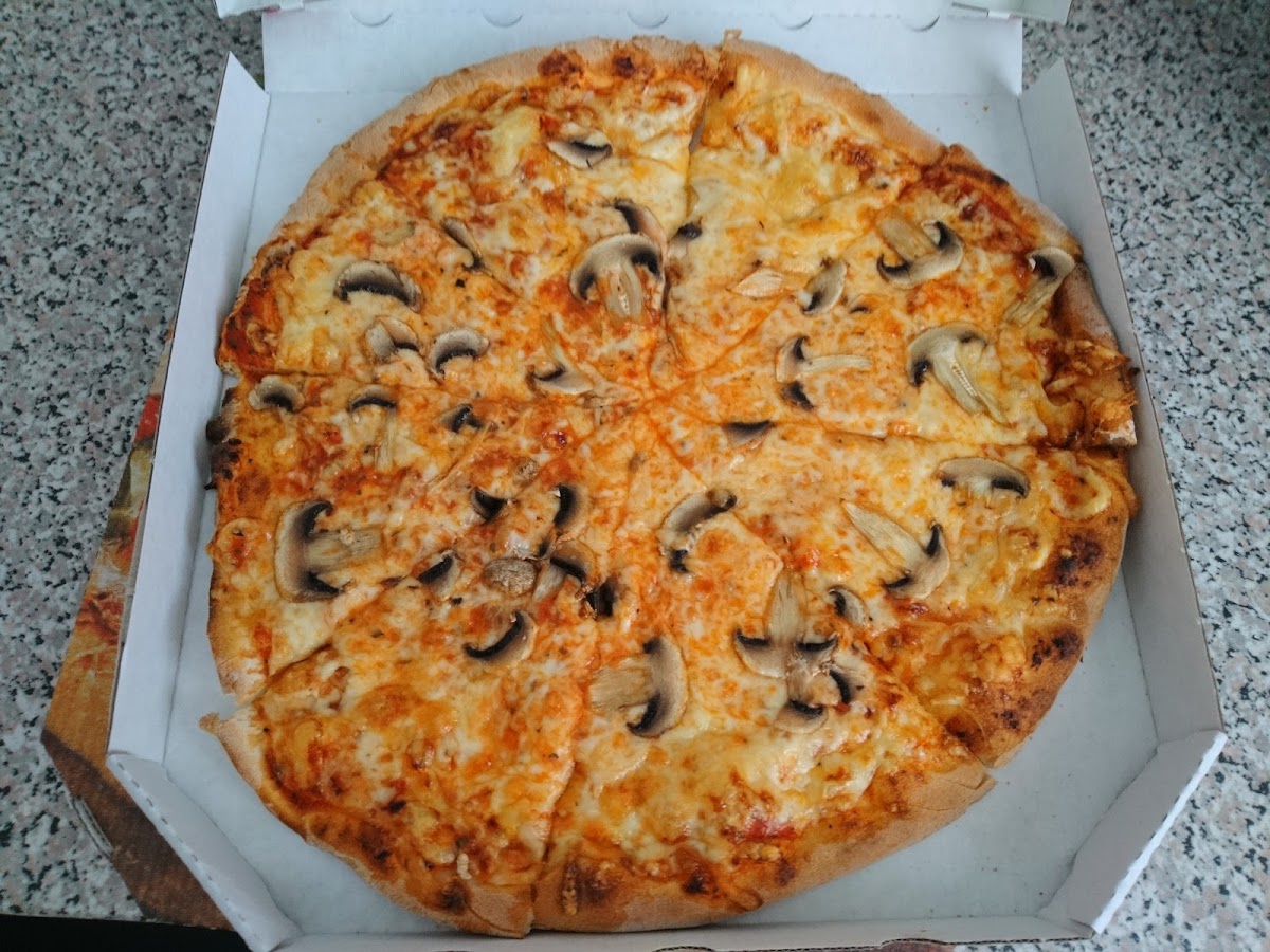 König Pizza & Kebab Photo 9
