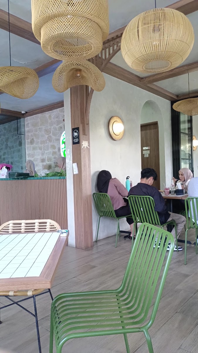 Srasi Coffee & Eatery - Pasir Putih PIK2 Photo 2