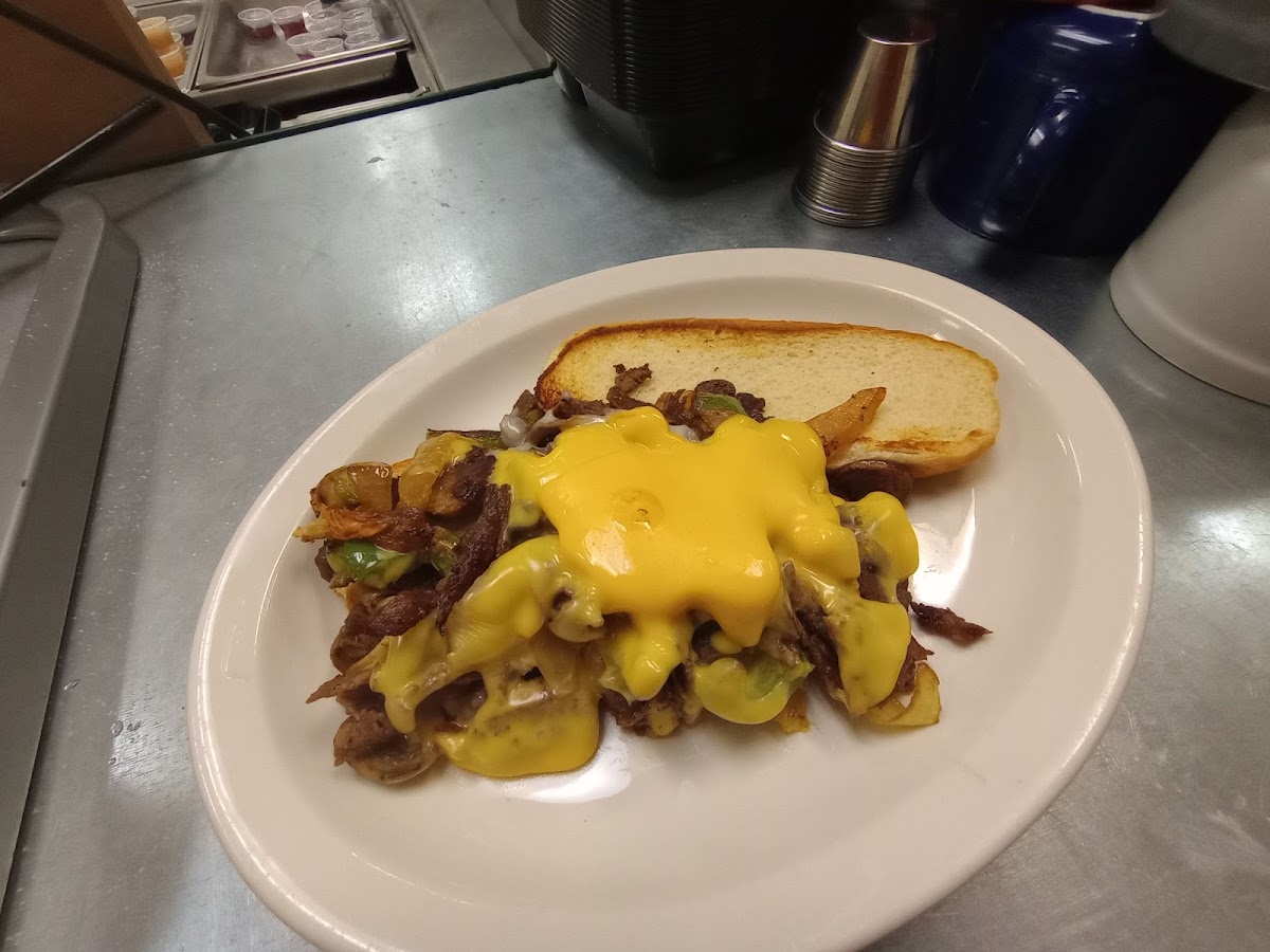 Papi's Place at Firehouse Diner Photo 2