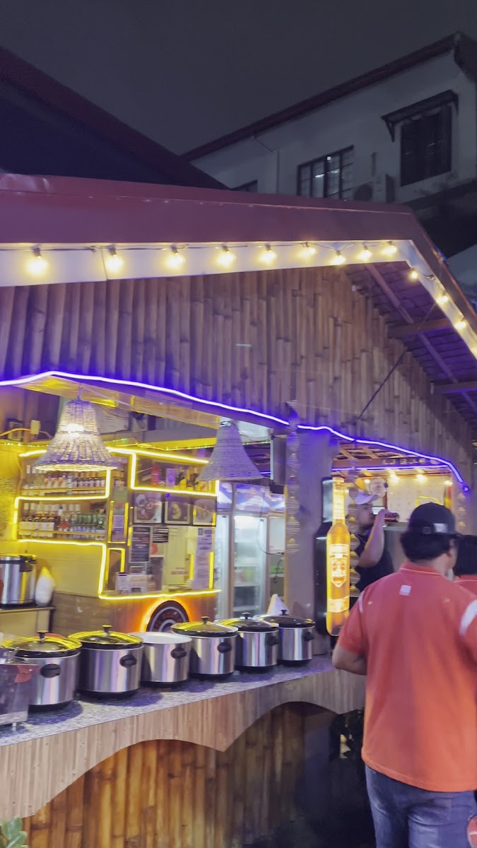 Sutukil Restaurant & Quick Car Wash Photo 2