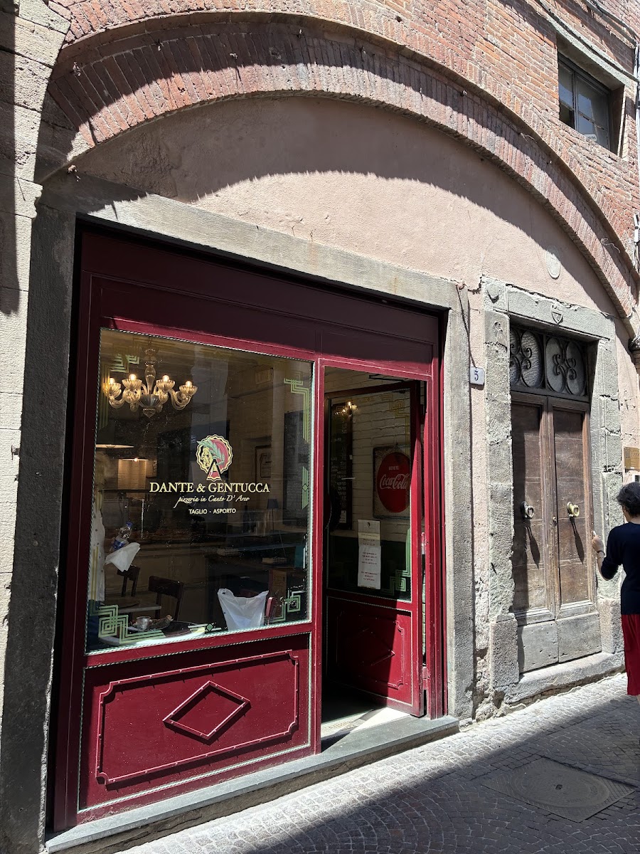 Dante & Gentucca