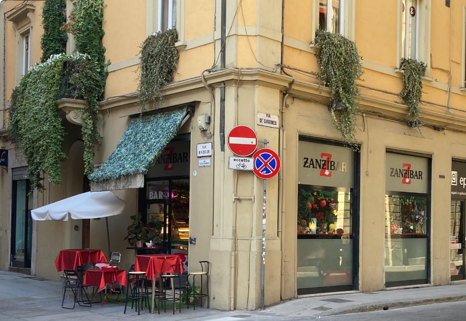 ZanziBar Bologna Photo 3