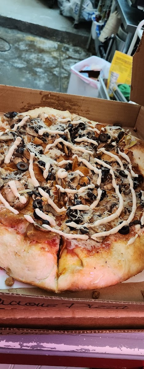 Vegan Pizza Long Beach Photo 8