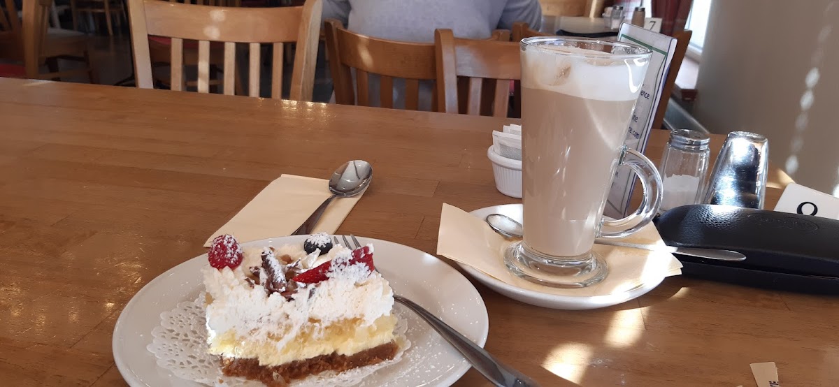 Home farm cafe Photo 10