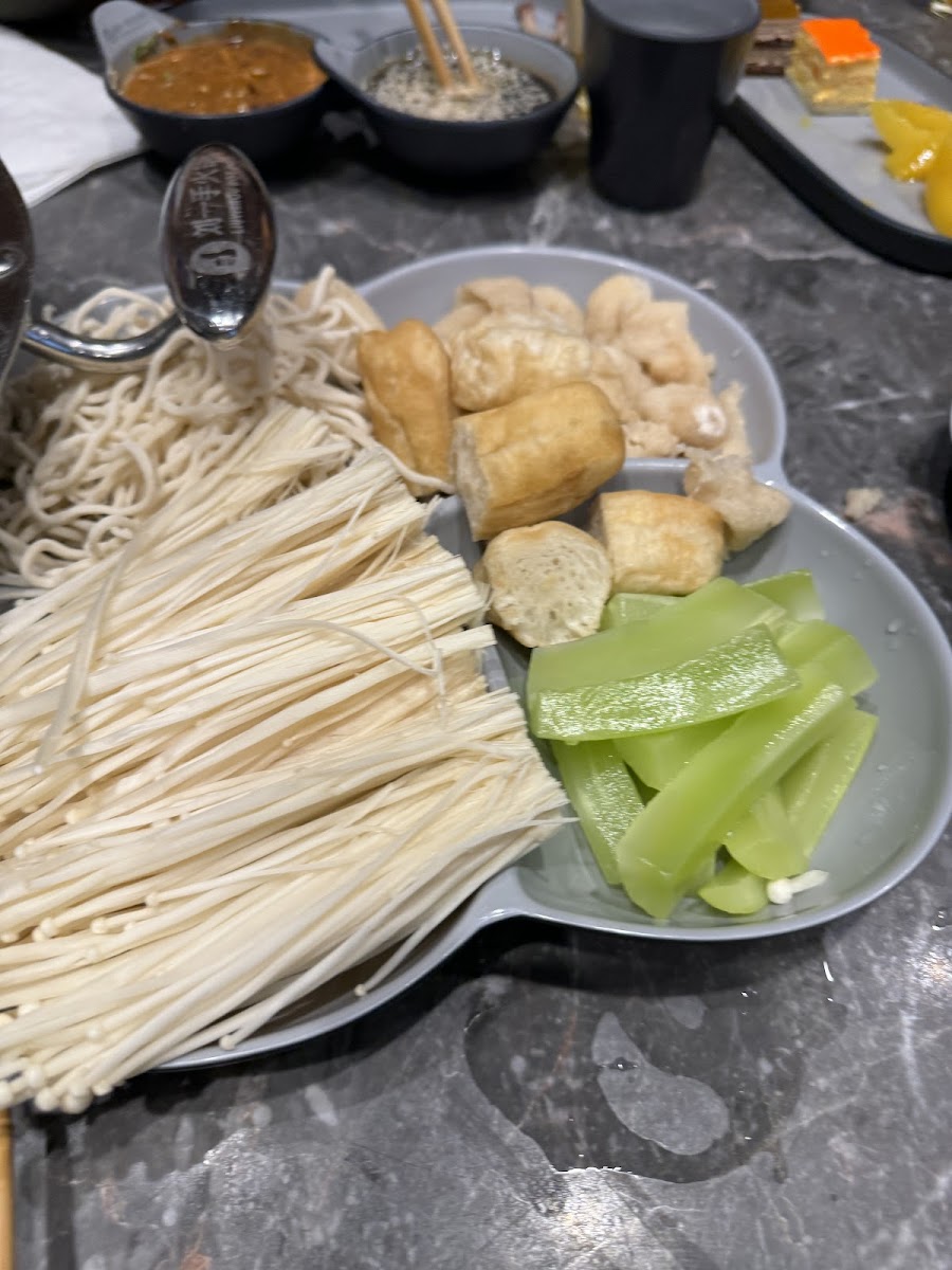 Liuyishou Hotpot Scarborough Photo 6