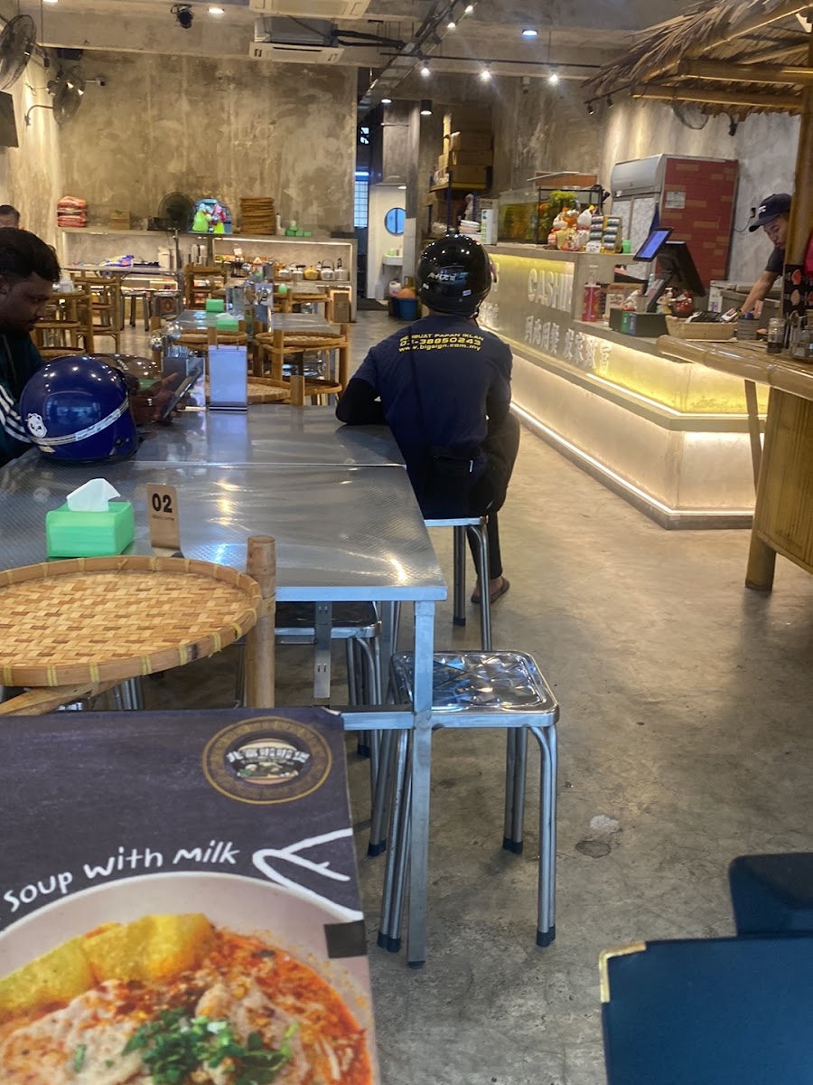 Trillion Lalapot • 兆富啦啦煲 • Puchong Photo 5