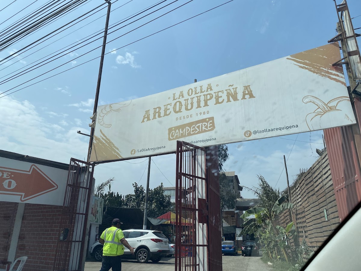La Olla Arequipeña - Sede Campestre Photo 1
