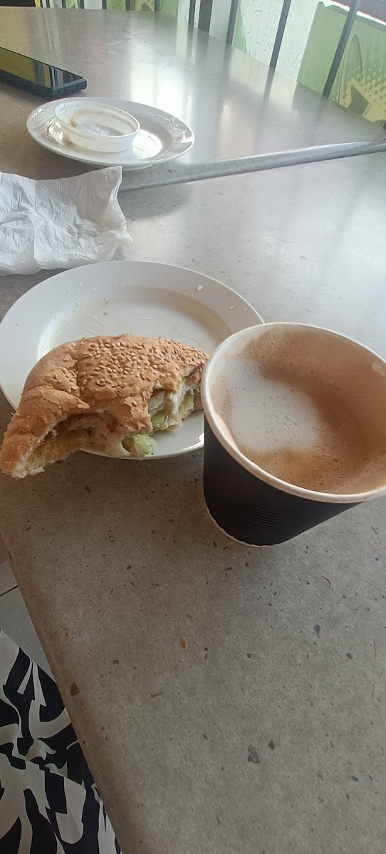 Desca Food to Go Photo 6