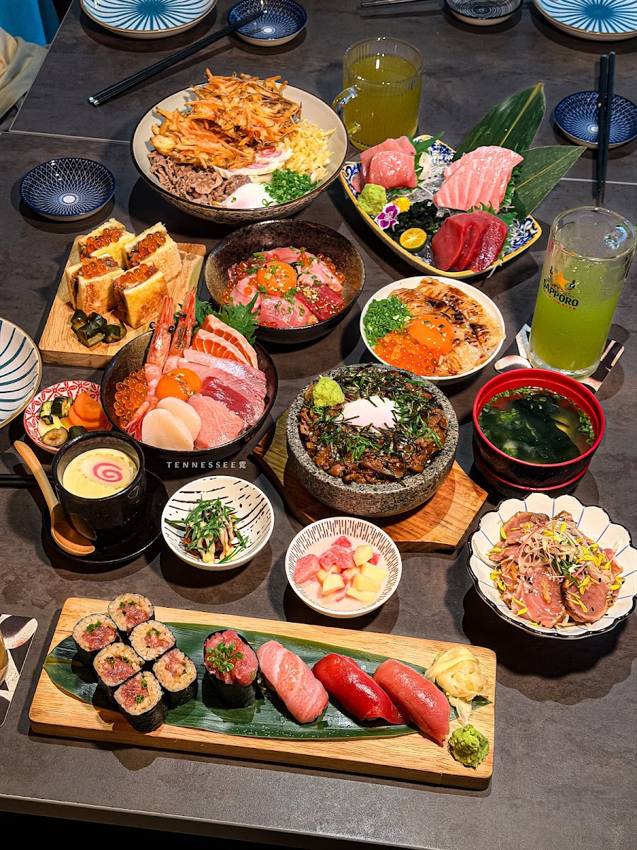 Tono Izakaya Publika Photo 4
