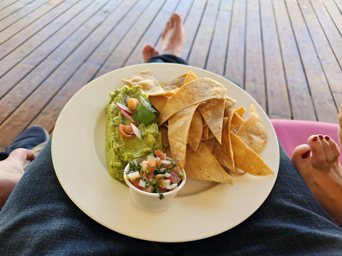 Deck Bar Photo 5