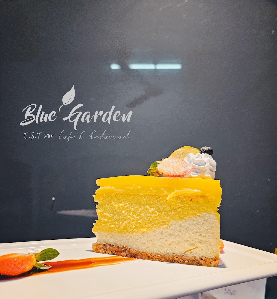 Blue Garden Cafe & Restaurant Photo 2