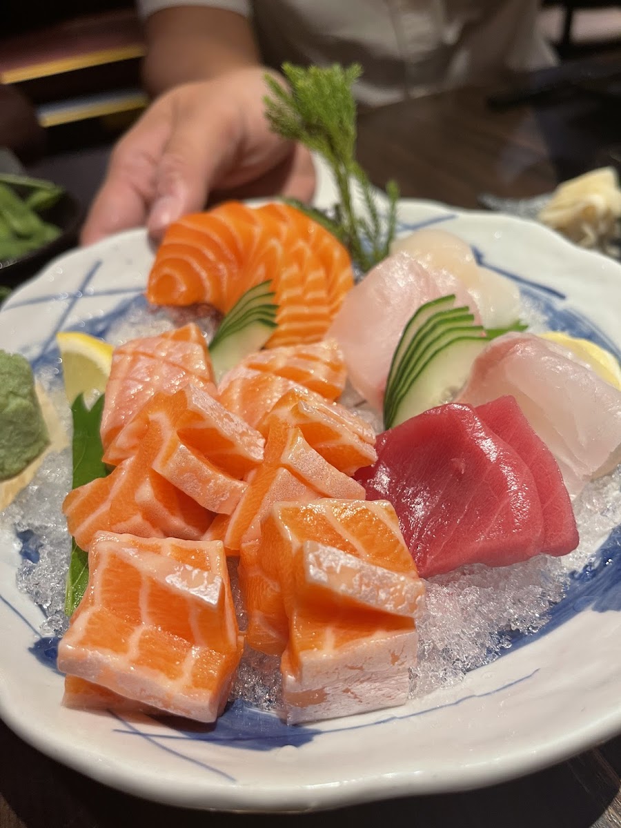 Kuriya Japanese Restaurant Photo 6