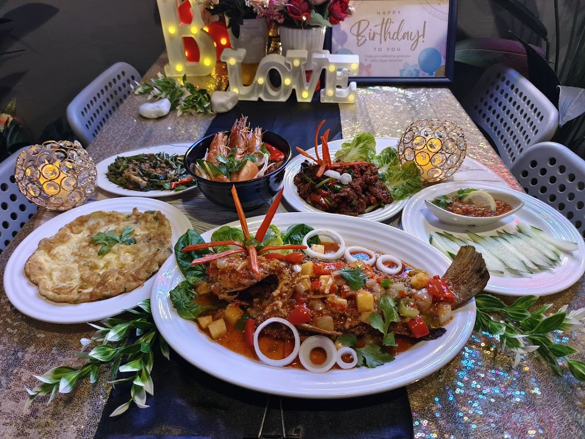 Kafe Latiff ( Muslim Owned ) Photo 4