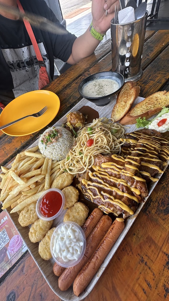 Kafe Latiff ( Muslim Owned ) Photo 6