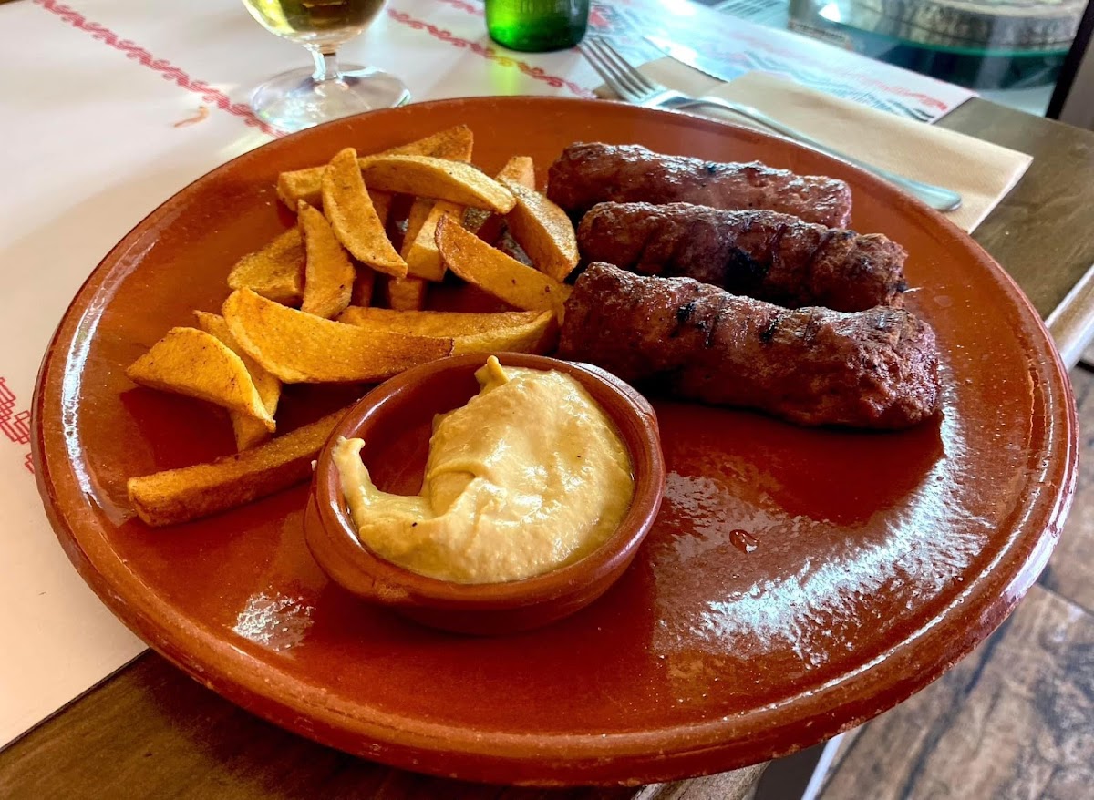 Restaurant Autèntic Românesc Photo 5