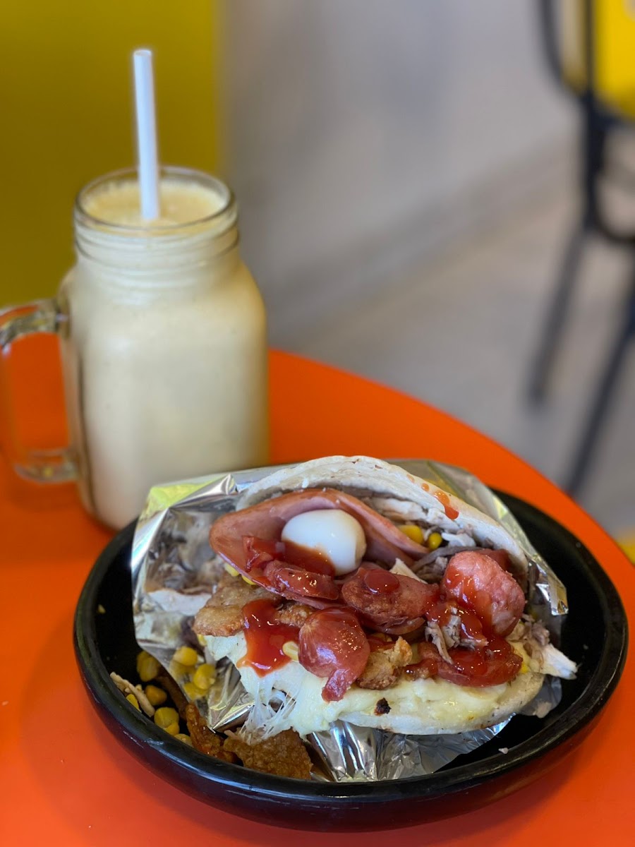 Las Arepas Rellenas De Sabor Photo 3