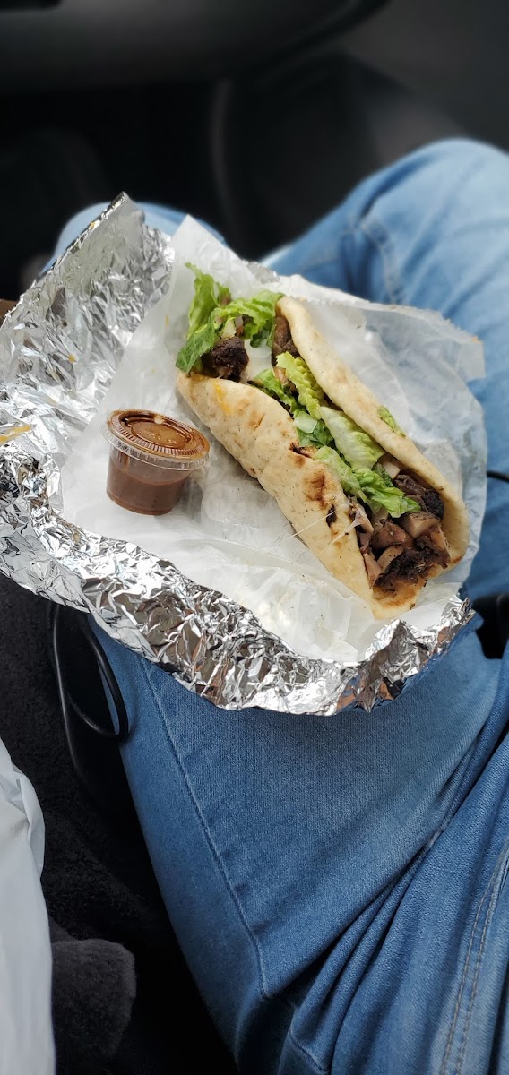 Jerk Xpress Photo 9