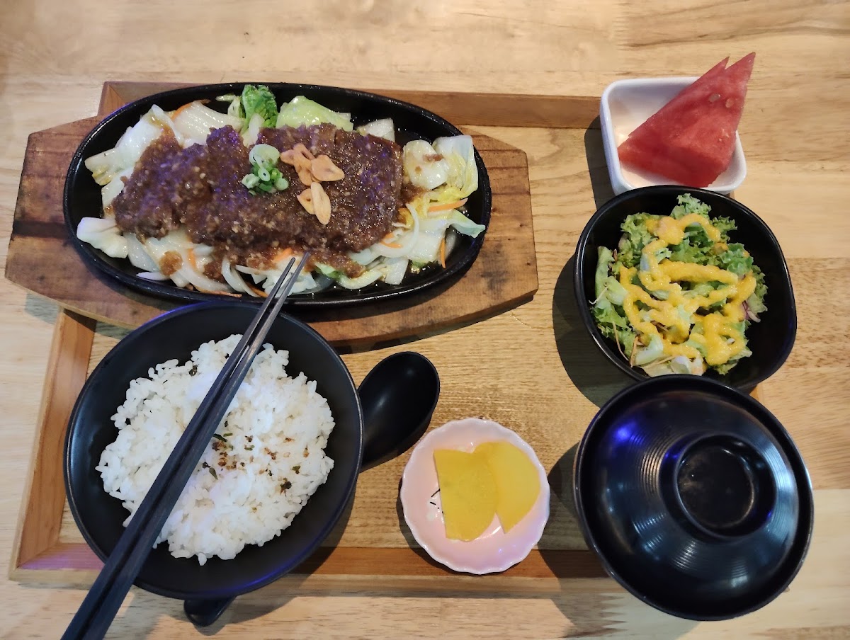 Kurosaki Japanese Bistro & Restaurant Photo 5