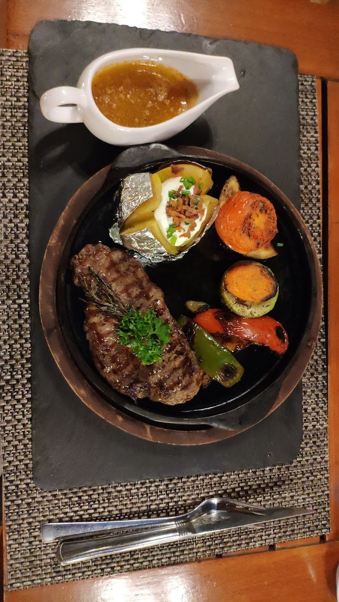 Kantok Restaurant Patong Photo 8