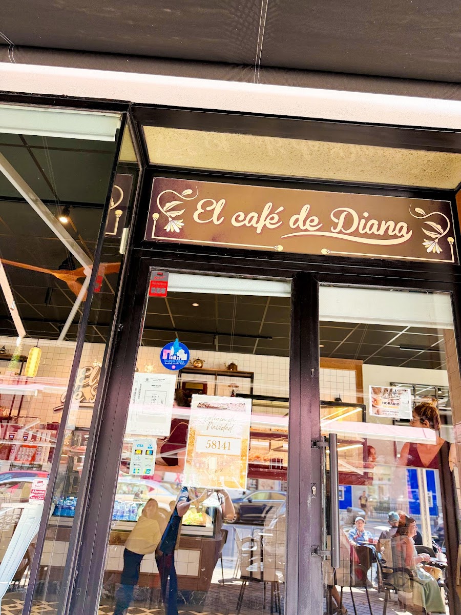 El Café de Diana Photo 3