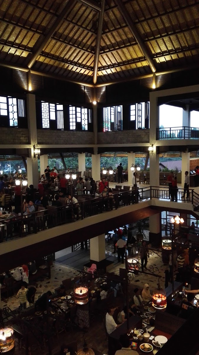 Leuit Ageung Restoran