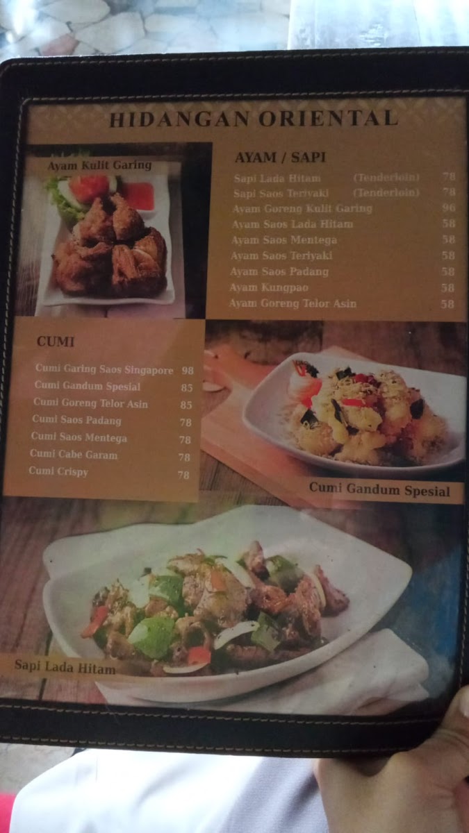 Leuit Ageung Restoran Photo Menu 9