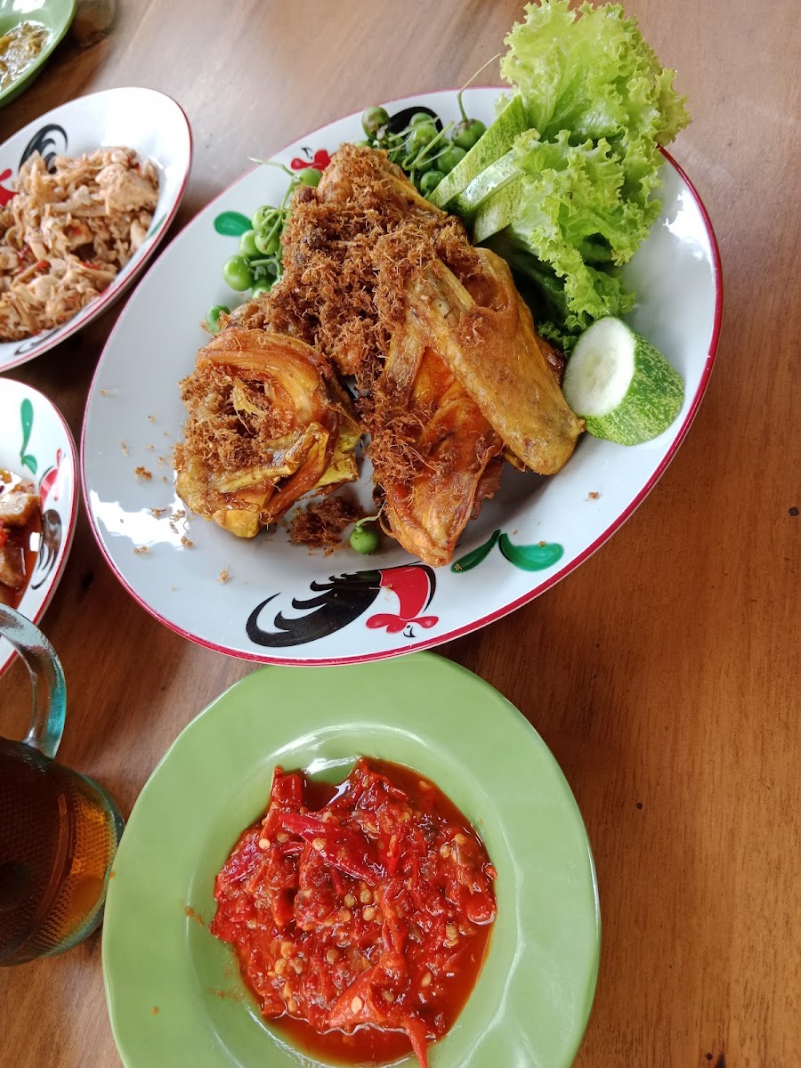 Mawar Catering & Resto Photo 10