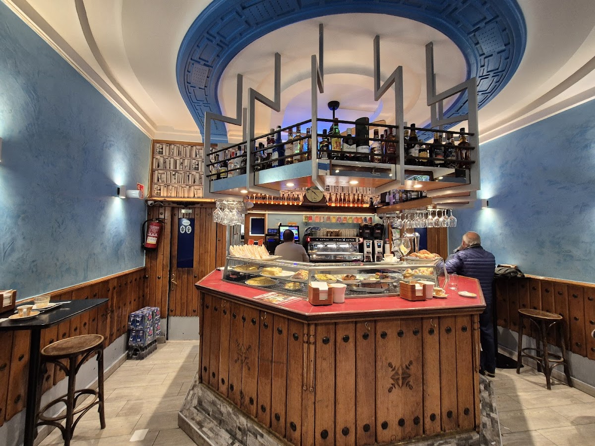 Casablanca Coffee Shop Photo 4